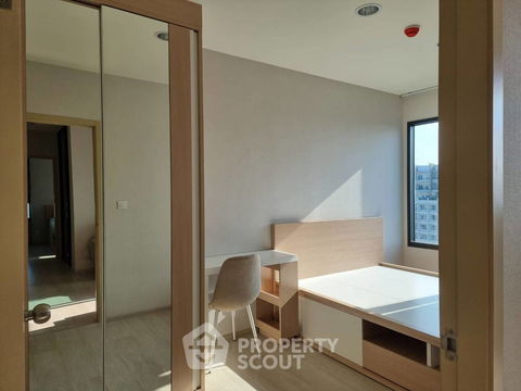 2-BR Condo at Life Pinklao near MRT Bang Yi Khan (ID 627093)