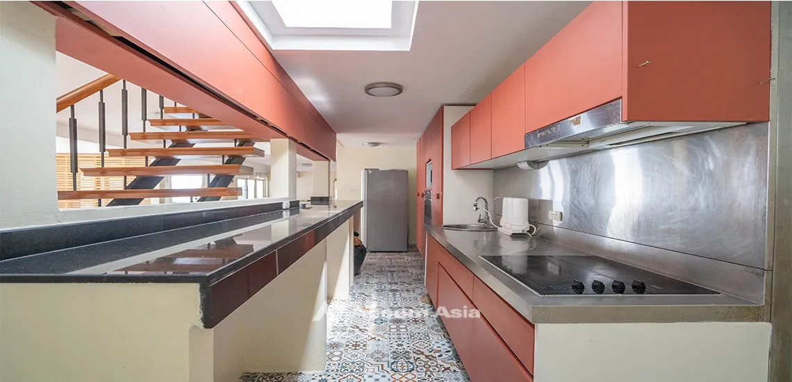 picture 🔼🔽 AccomA 📩 Pet friendly 5 BR House in  Lumphini (AA30969) - 6/19