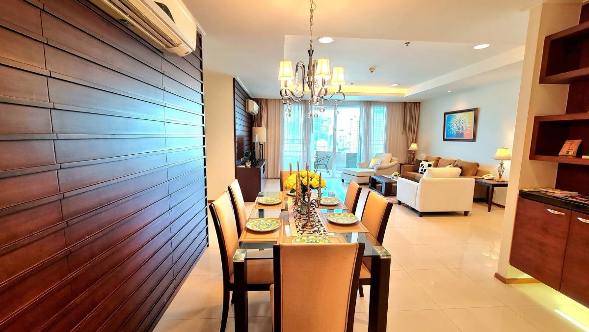 picture ✨ For Rent / Sale: Luxury Apartment Sukhumvit 39, near BTS Phrom Phong, only 110,000 THB/month, Code RS2451 🏙️🌟 - 5/13