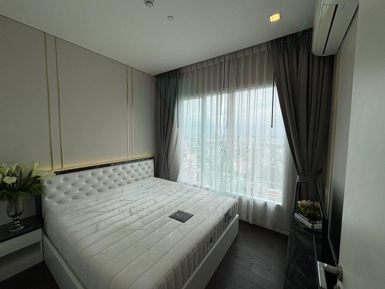 picture For Rent Condo THE SAINT RESIDENCES Building 1, Floor 28,2 bed room, Room size 56 sqm - 7/8