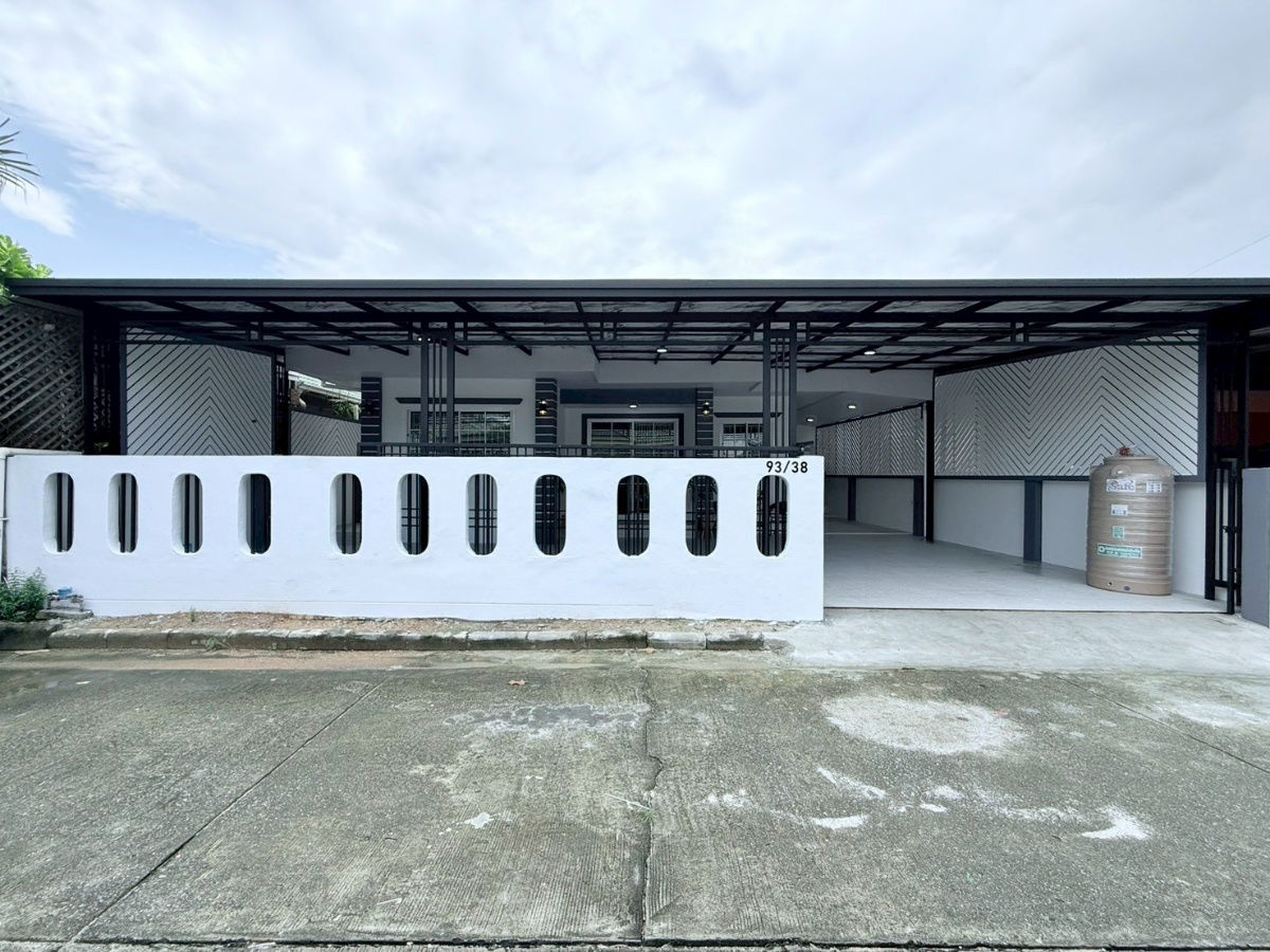 รูป บ้านเดี่ยวชั้นเดียว ตกแต่งใหม่ หมู่บ้านปักษาวิวล์ ถ.คุ้มเกล้า11/4 แขวงลำปลาทิว เขตลาดกระบัง แถมเฟอร์นิเจอร์เยอะ พร้อมอยู่ ทำเลดี - รูปที่ 2/21