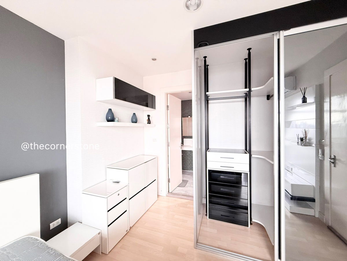 รูป ห้องสวย❗️พร้อมให้เช่า ✨ 𝗥𝗵𝘆𝘁𝗵𝗺 𝗥𝗮𝘁𝗰𝗵𝗮𝗱𝗮✨ วิวสระ 46 ตร.ม., ชั้น 15+  , ติด MRT-รัชดา  [251252] - รูปที่ 12/15