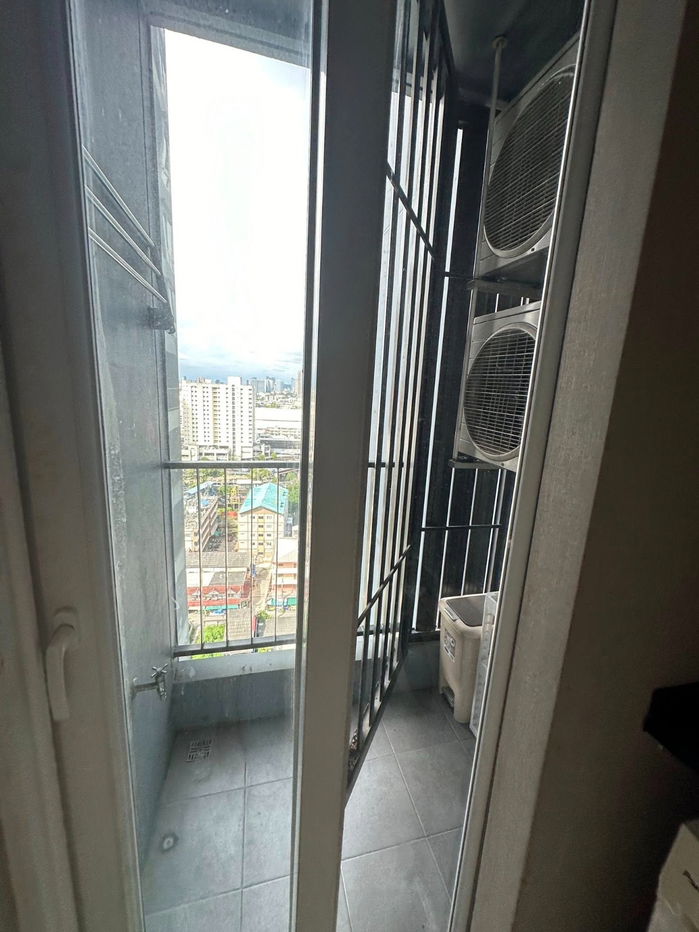 picture For rent  The Metropolis Samrong Interchange  Floor 18 , 34.7 sq.m. - 8/9