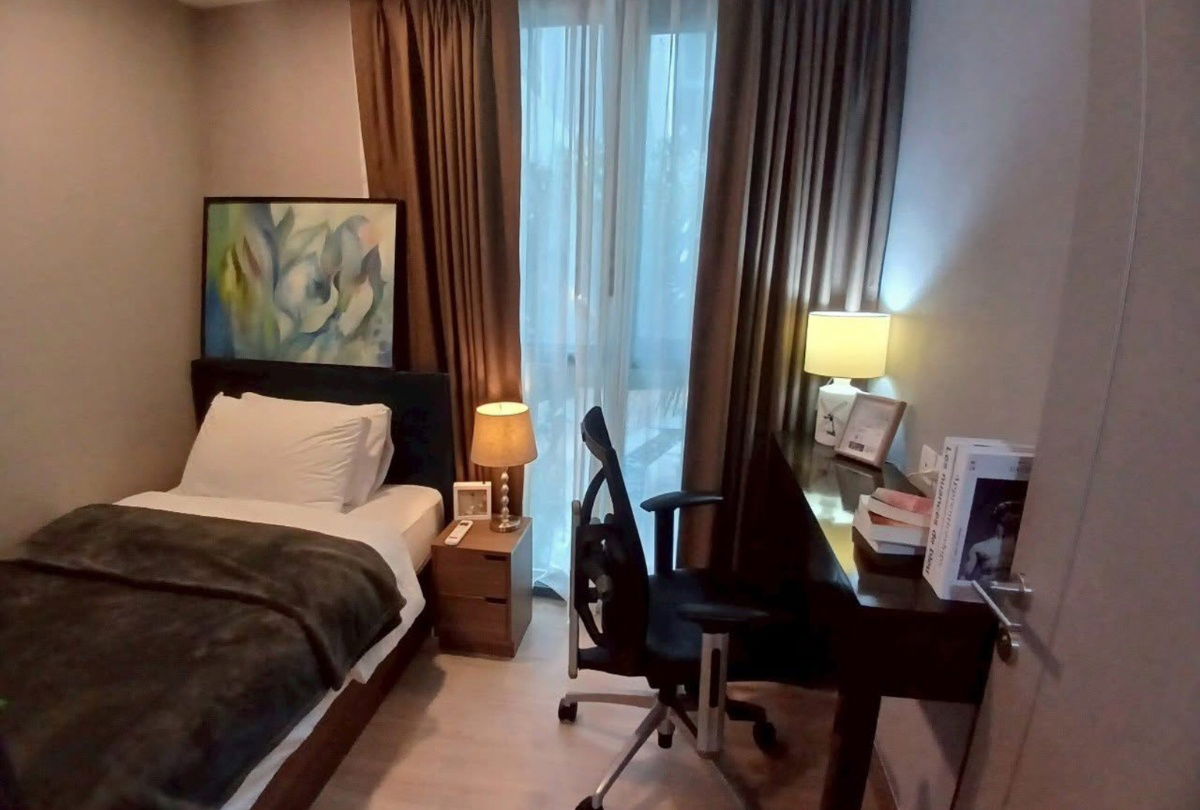 picture Taka Haus Ekkamai - 9/11