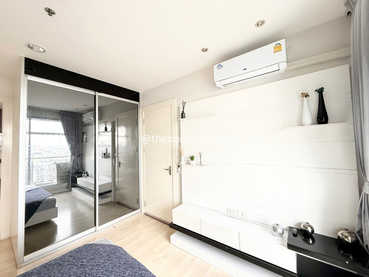 picture For Rent : 𝗥𝗵𝘆𝘁𝗵𝗺 𝗥𝗮𝘁𝗰𝗵𝗮𝗱𝗮 Size 46 Sq.m. Floor 15+  Near MRT-Ratchadapisek - 11/15