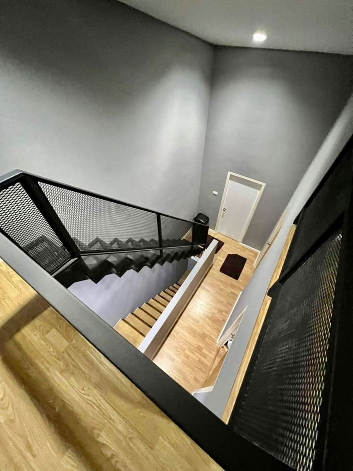 picture For Sale: Luxurious 3.5-Storey Townhome at Neo Space Plus, Sukonthasawat 3 – Fully Built-in, Elegant Design with Private Lift - 15/17