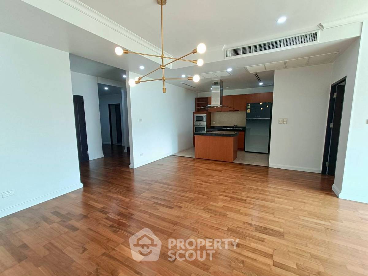picture 3-BR Condo at The Cadogan Private Residence near BTS Phrom Phong (ID 887150) - 8/34