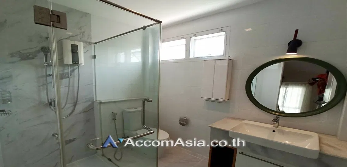 picture 🔼🔽 AccomA 📩  3 BR House @Fantasia Villa 3  (AA29523) - 12/18