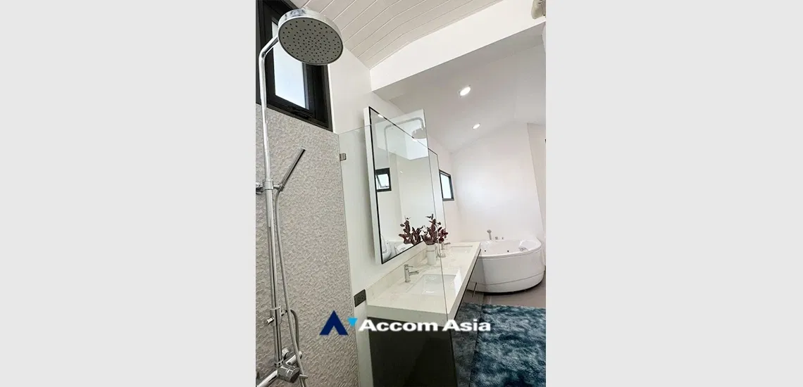 รูป 🔼🔽 AccomA 📩 Private Swimming Pool 4 BR House in Khlong Tan Nuea (1913937) - รูปที่ 11/13