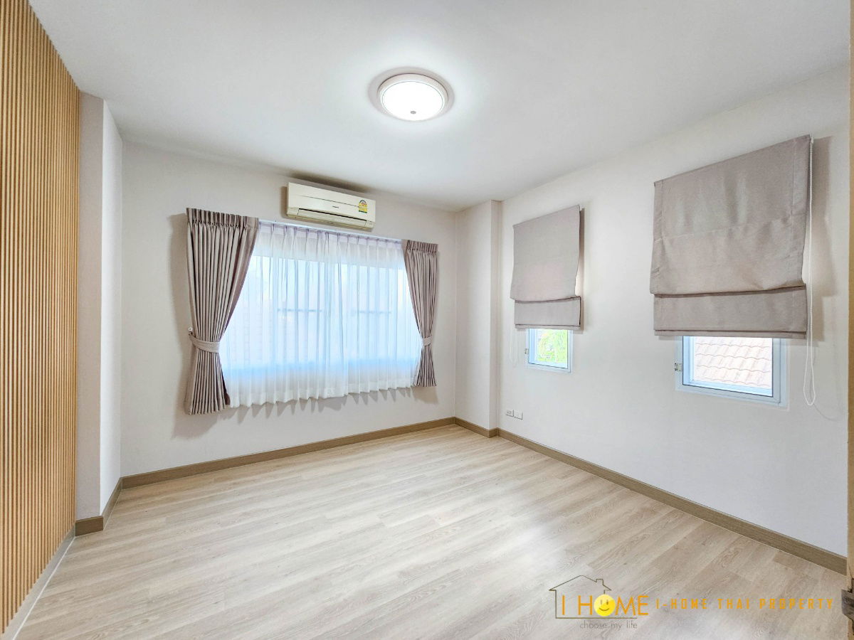 รูป ให้เช่าบ้านเดี่ยวสองชั้น  3 ห้องนอน 3 ห้องน้ำ 1  ห้องครัว  2  ที่จอดรถ - รูปที่ 18/32