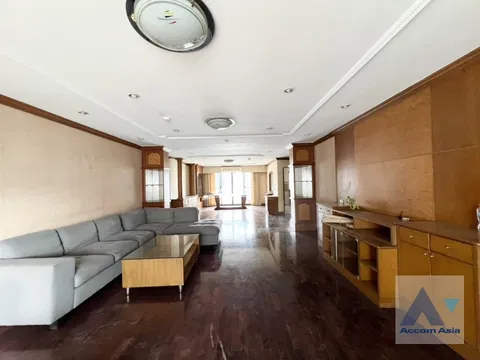 🔼🔽 AccomA 📩  3 BR Condominium @Regent On The Park 1 (AA44782)