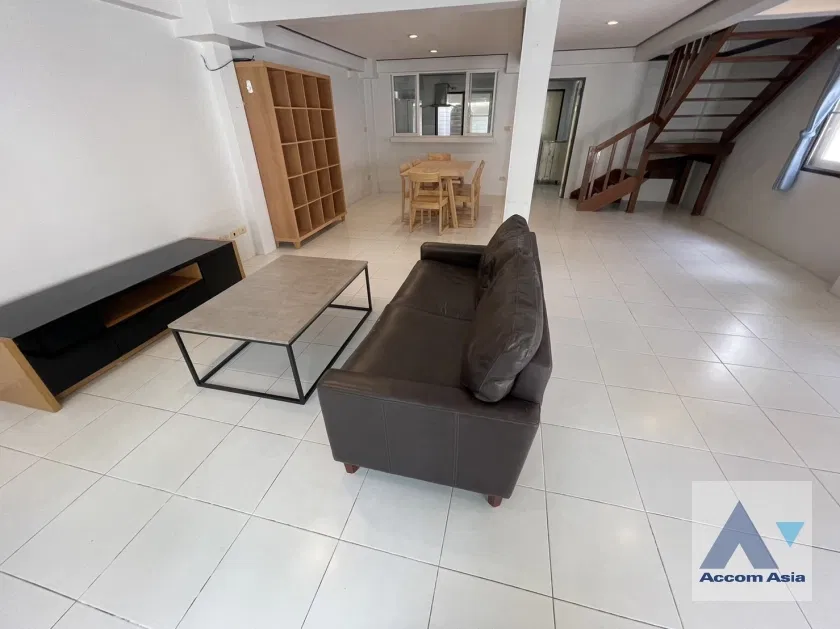 picture 🔼🔽 AccomA 📩  3 BR House in Thung Maha Mek (AA38058) - 4/12