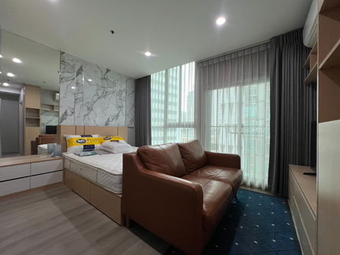 For Rent  🏢✨  Noble Revolve Ratchada 2 @ MRT Thailand Cultural Center Interested, add Line @255ghzjq. Add @ too. ꔛ