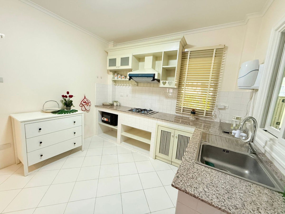 รูป ให้เช่าบ้านเดี่ยวสองชั้น   4 ห้องนอน 3 ห้องน้ำ 2  ห้องครัว  2  ที่จอดรถ - รูปที่ 6/17