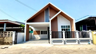 บ้านเดี่ยว กรุงเทพมหานคร : ขาย บ้านชั้นเดียว สไตล์นอร์ดิก #หมู่บ้านบัวขาว รามคำแหง 174 ซอยบัวขาว45 รีโนเวทใหม่ สวย พร้อมอยู่ เนื้อที่ 40 ตรว. ใกล้ รถไฟฟ้า สายสีส้ม มีนบุรี