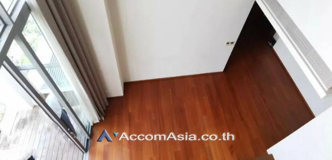picture 🔼🔽 AccomA 📩  Contemporary condominium with balcony and panoramic views in Sathorn (AA30028) - 1/8
