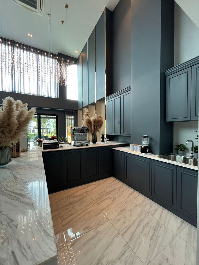 picture Four-story townhouse for sale  5 bedrooms 4 bathrooms and 2 parkings. - 8/32