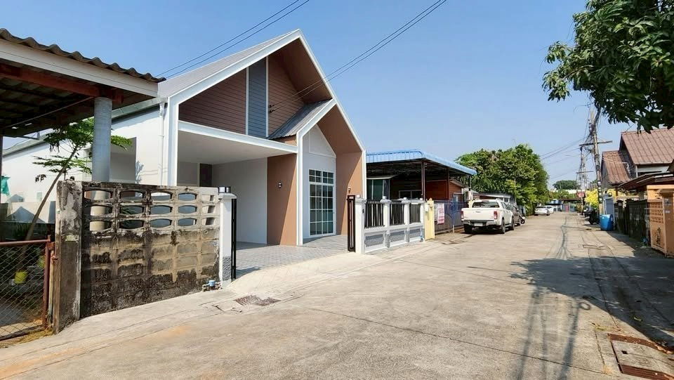 รูป ขาย บ้านชั้นเดียว สไตล์นอร์ดิก #หมู่บ้านบัวขาว รามคำแหง 174 ซอยบัวขาว45 รีโนเวทใหม่ สวย พร้อมอยู่ เนื้อที่ 40 ตรว. ใกล้ รถไฟฟ้า สายสีส้ม มีนบุรี - รูปที่ 3/10