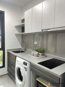 Centric Ratchada-Huai Khwang near MRT Huai Khwang Station Move-in Ready, Just Bring Your Bags
