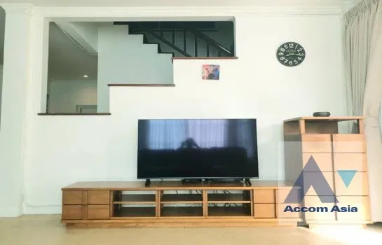 picture 🔼🔽 AccomA 📩  4 BR House @ (AA36983) - 4/12