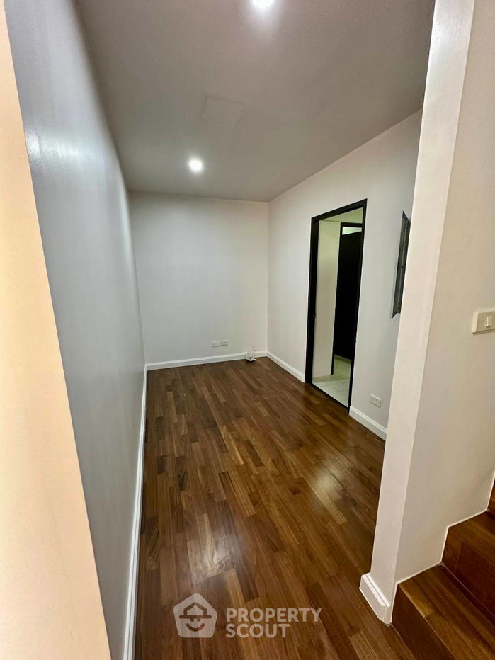 picture 3-BR Condo at The Cadogan Private Residence near BTS Phrom Phong (ID 887150) - 25/34