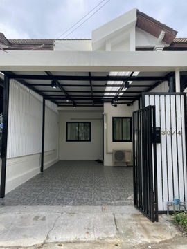 🏠 Townhome for Rent – Prime Location, Bang Na (Sanphawut Road)