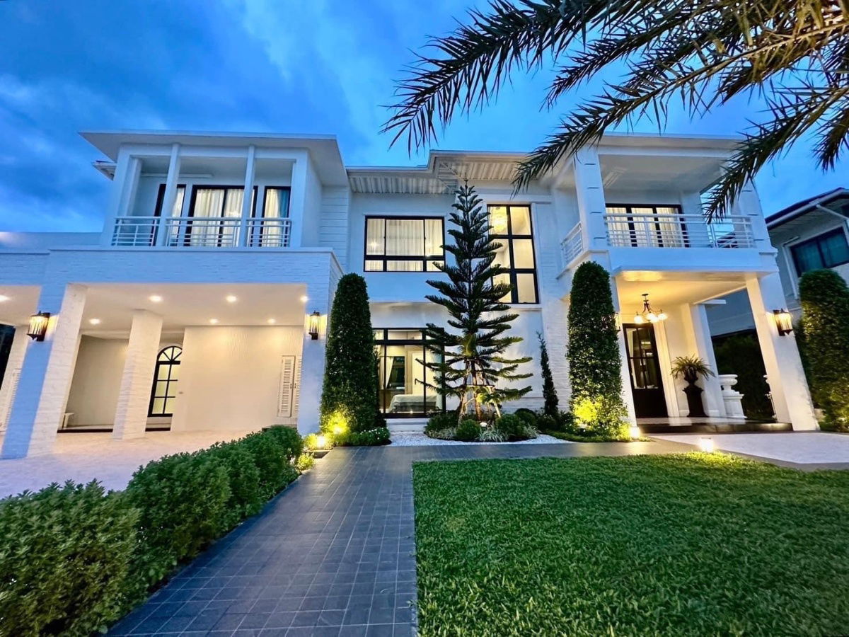 picture WS4837 [Rent] Perfect Masterpiece – Sukhumvit 77 💰 Rent 365,000 baht/month 📍 BTS Bearing - 46/47