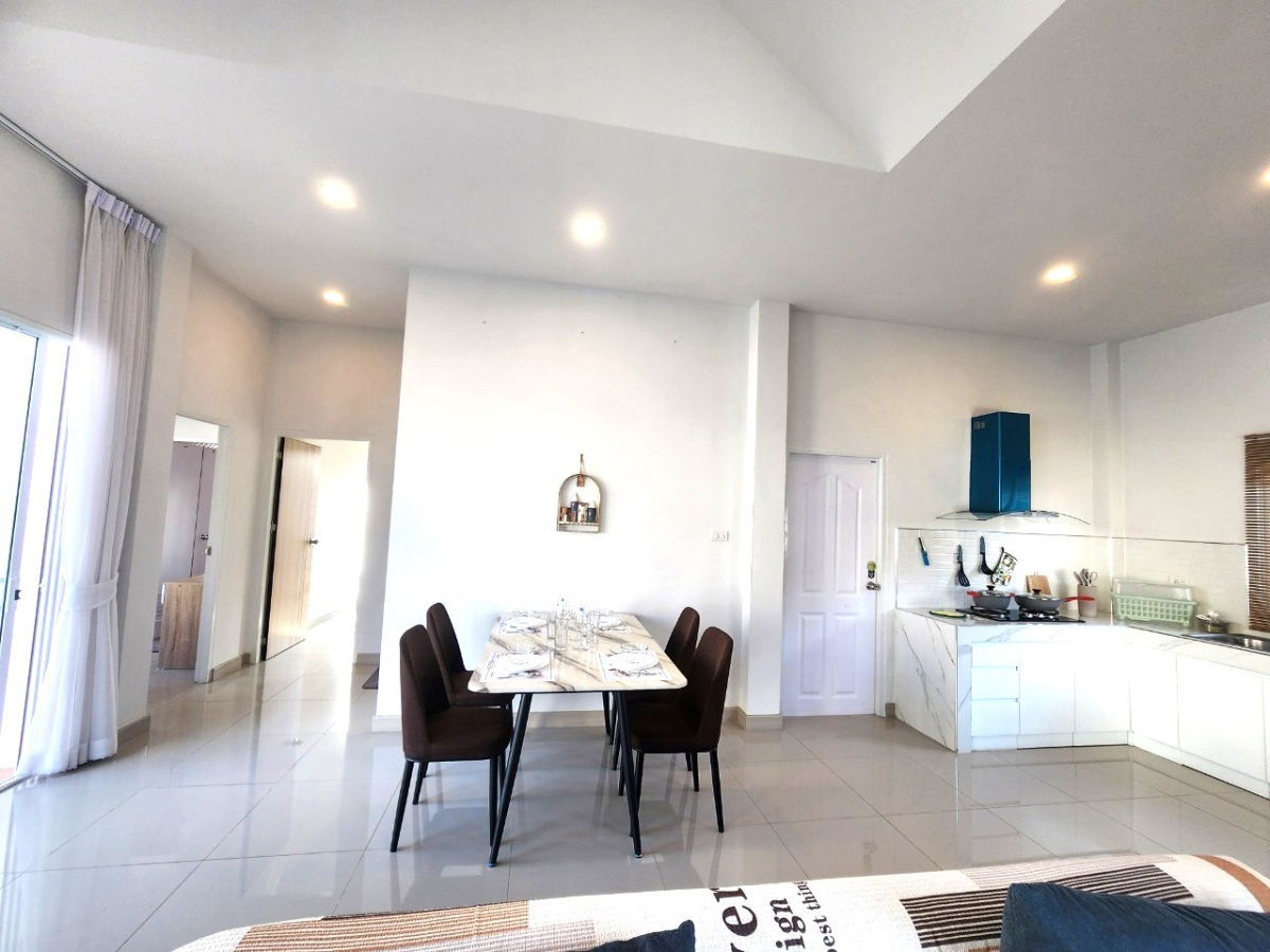 รูป ให้เช่าบ้าน Pool Villa ชั้นเดียว  3 ห้องนอน 2 ห้องน้ำ 1  ห้องครัว - รูปที่ 9/18