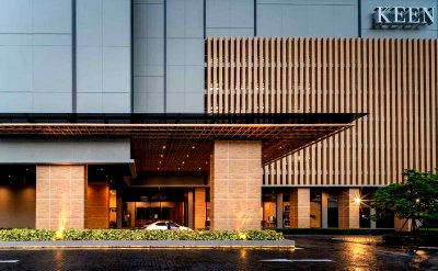 Condos for sale : For sale Keen Center Condo, best location in Sriracha, next to Sukhumvit, opposite Robinson Department Store.