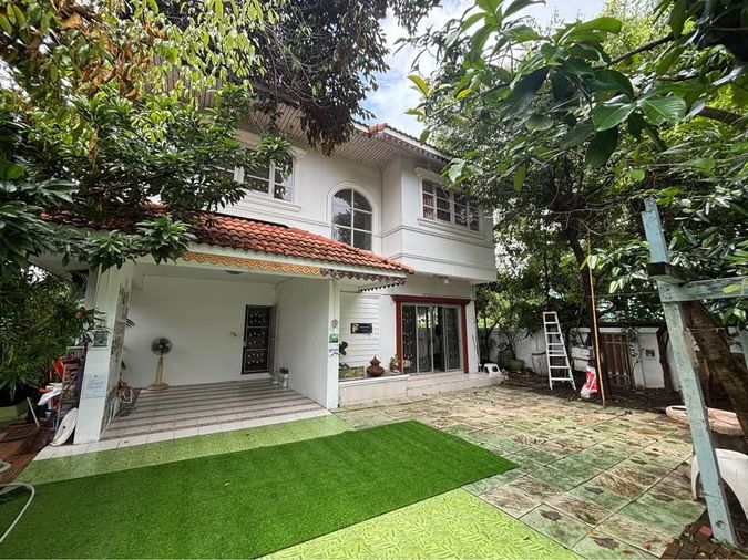 🏡✨ 𝗛𝗢𝗨𝗦𝗘 𝗙𝗢𝗥 𝗦𝗔𝗟𝗘   หมู่บ้านสหพร ศาลายา – บรมฯ ⚡️🔥 ด่วน! บ้านเดี่ยว 2 ชั้น สวย ทำเลทอง ใกล้ ม.มหิดลศาลายา เพียง 400 ม. จากถนนบรมฯ