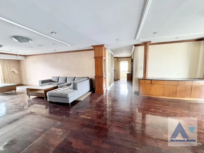 picture 🔼🔽 AccomA 📩  3 BR Condominium @Regent On The Park 1 (AA44782) - 2/13