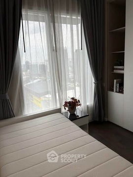 2-BR Condo at The Saint Residences near MRT Phahon Yothin (ID 2354007)