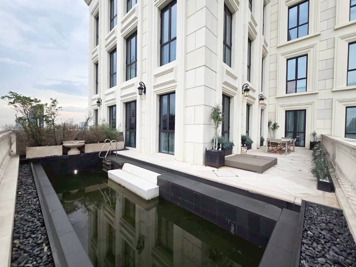 picture ❖ Nice Decoration ❖ 15+ floor, size 375.62 sq.m. | 3 bedrooms, fully furnished | Condominium near Central Embassy only 1 min., BTS Phloen Chit 3 mins. - 11/21