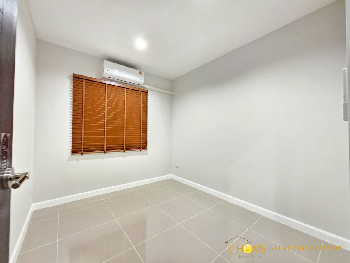 รูป ให้เช่าบ้านแฝดสองชั้น  3 ห้องนอน 3 ห้องน้ำ 1  ห้องครัว  2  ที่จอดรถ - รูปที่ 16/42