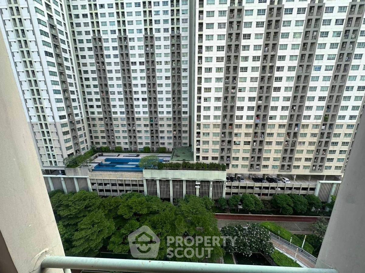 picture 2-BR Condo at Lumpini Park Pinklao near MRT Bang Yi Khan (ID 2353594) - 10/10