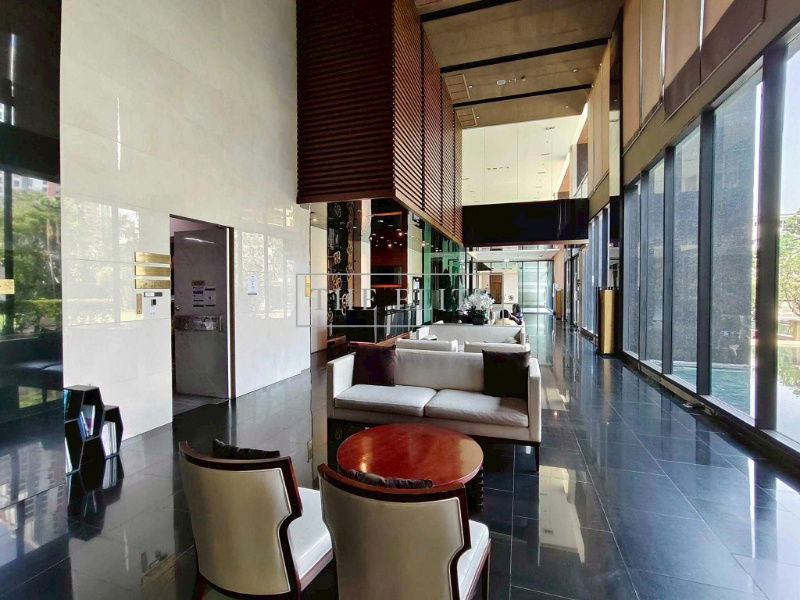 รูป ✨ สัมผัสความสงบใจกลางเมือง กับห้องพรีเมียมที่ The Address Sathorn 💯 - รูปที่ 5/12