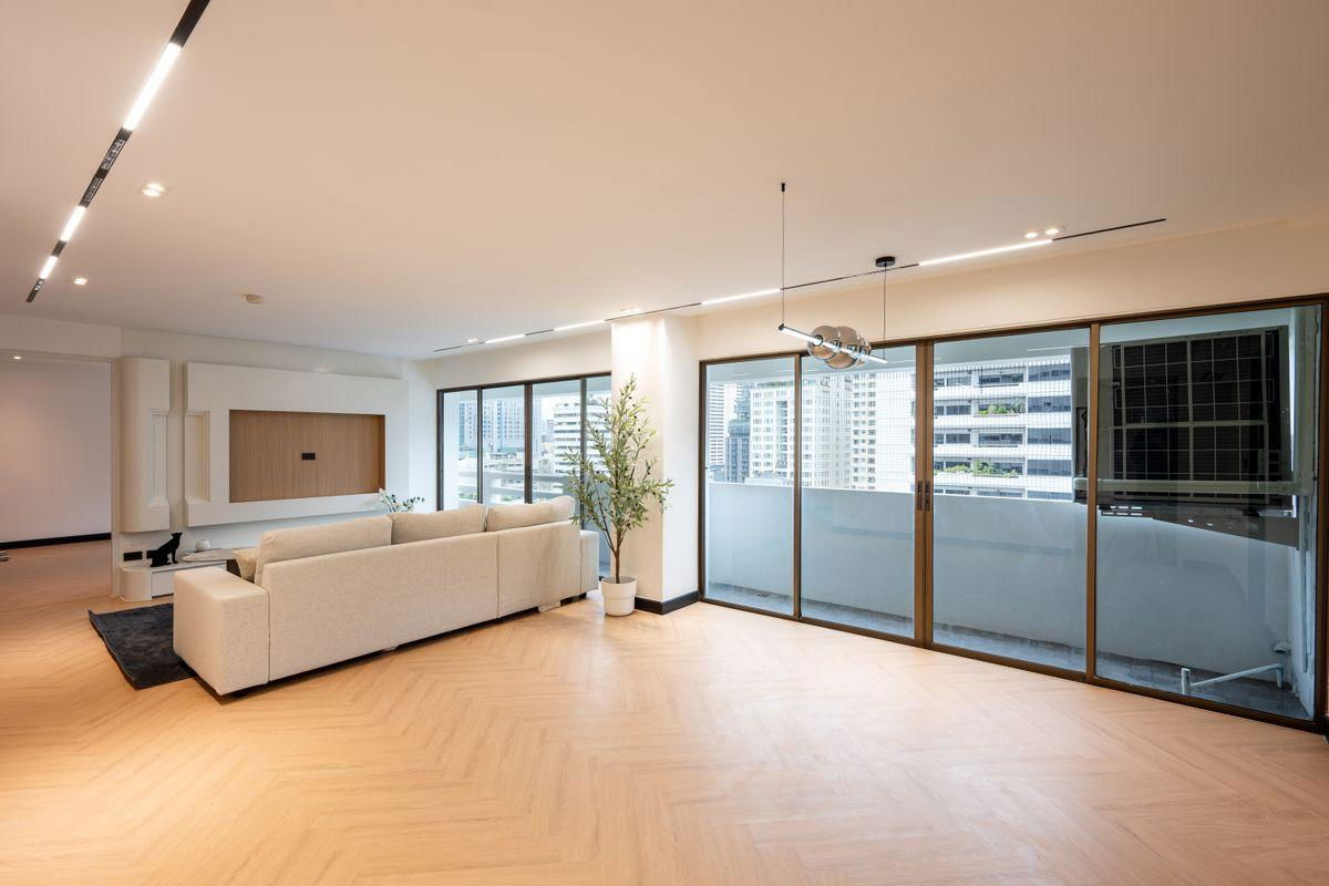 picture For sale: 2-bedroom, 147 sq.m. large apartment in the heart of Asoke, Ruamjai Heights - 6/29