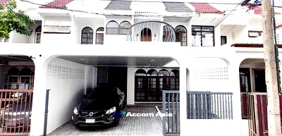 Houses for rent Sukumvit 24 : 🔼🔽 AccomA 📩 Home Office,Fully Furnished 3 BR House in  (110109)