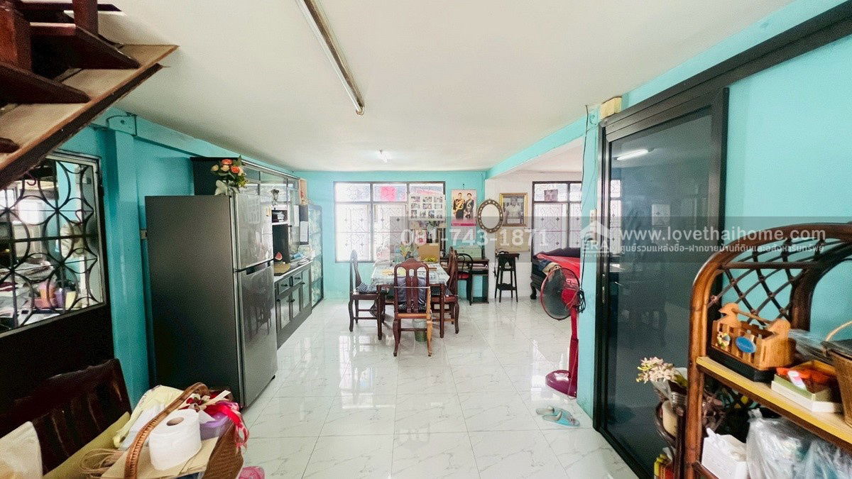 รูป ขายบ้านครึ่งปูนครึ่งไม้2ชั้น ลำลูกกา ซ.จามร31ข ใกล้สนามกอล์ฟธูปเตมีย์ 56ตรว สงบ ร่มรื่น พร้อมอยู่ - รูปที่ 2/15