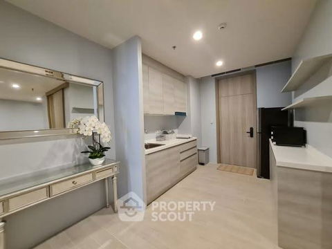 2-BR Condo at Noble Ploenchit near BTS Phloen Chit (ID 2353443)