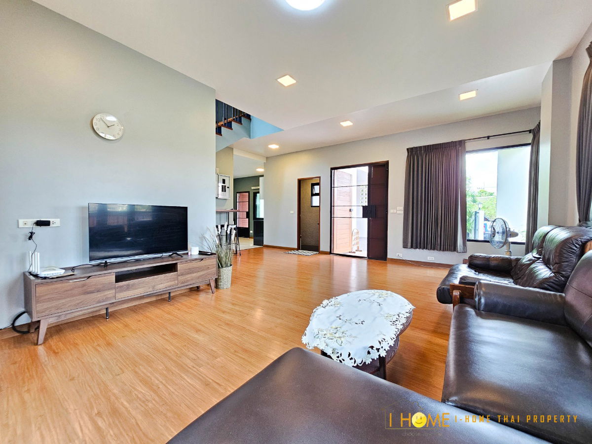 รูป ให้เช่าบ้านเดี่ยวสองชั้น  3 ห้องนอน 4 ห้องน้ำ 1  ห้องครัว  2 ที่จอดรถ - รูปที่ 5/25
