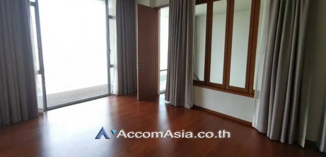 picture 🔼🔽 AccomA 📩  Contemporary condominium with balcony and panoramic views in Sathorn (AA30028) - 2/8
