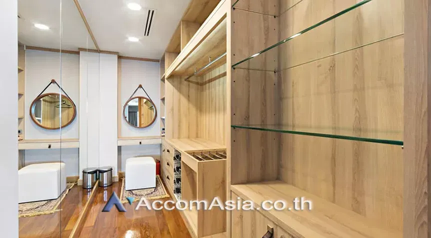 picture 🔼🔽 AccomA 📩 Penthouse 2 BR Condominium @Nusa State Tower (AA26978) - 3/9