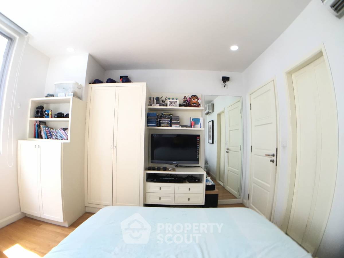 picture 2-BR Condo at The Rajdamri near BTS Ratchadamri (ID 565600) - 5/7