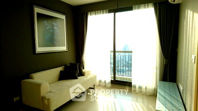 คอนโดให้เช่า : คอนโด 1-ห้องนอน ที่ ริทึ่ม สุขุมวิท42 ใกล้ BTS เอกมัย (ID 384908)