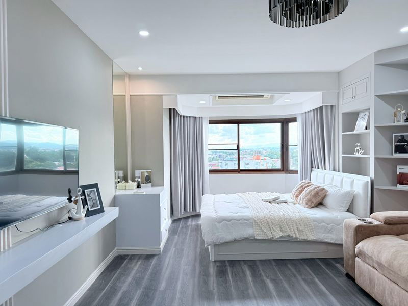 picture Condo for sale with   1 bedroom, 1 bathroom and   1 kitchen.    - 2/13