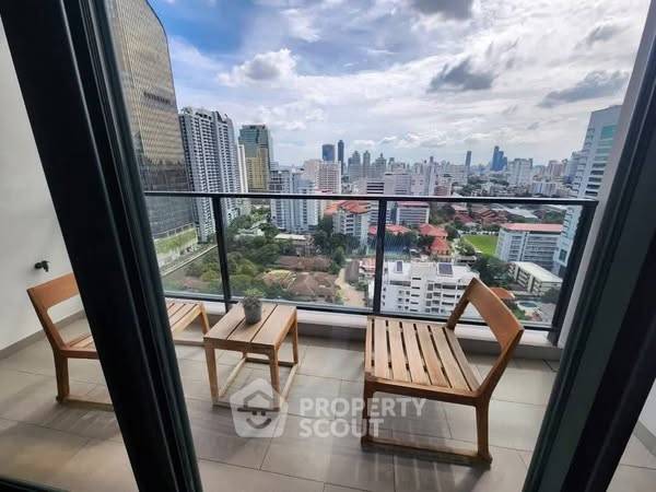 รูป คอนโด 2-ห้องนอน ที่ เดอะ ลอฟท์ อโศก ใกล้ MRT เพชรบุรี (ID 2353679) - รูปที่ 3/18