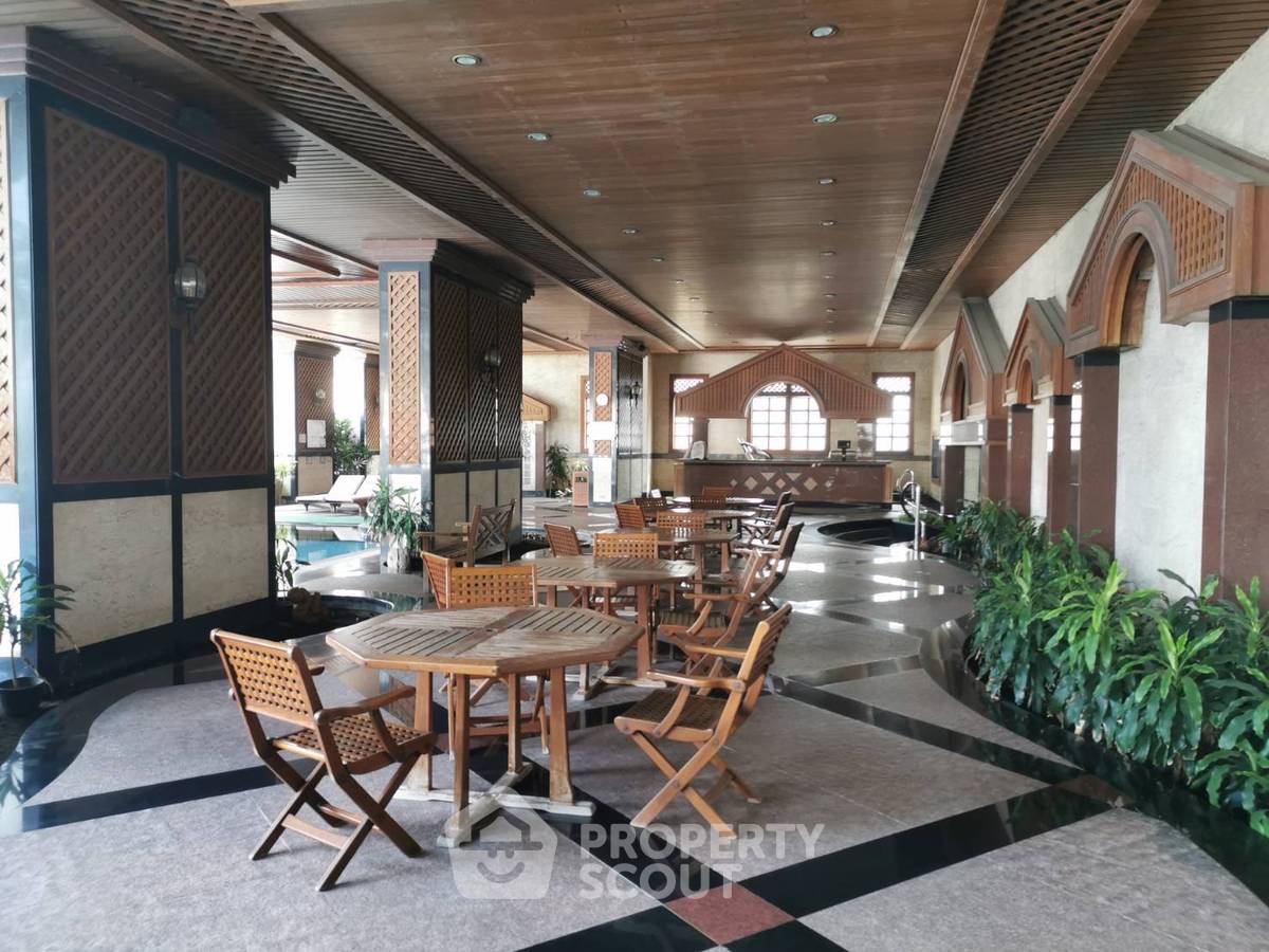 picture 2-BR Condo at Las Colinas near BTS Asok (ID 566951) - 17/20