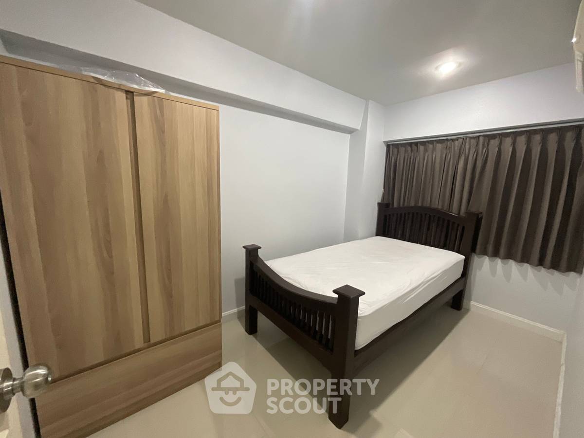 picture 2-BR Condo at Thonglor Tower Condominium near BTS Thong Lor (ID 1868595) - 8/11