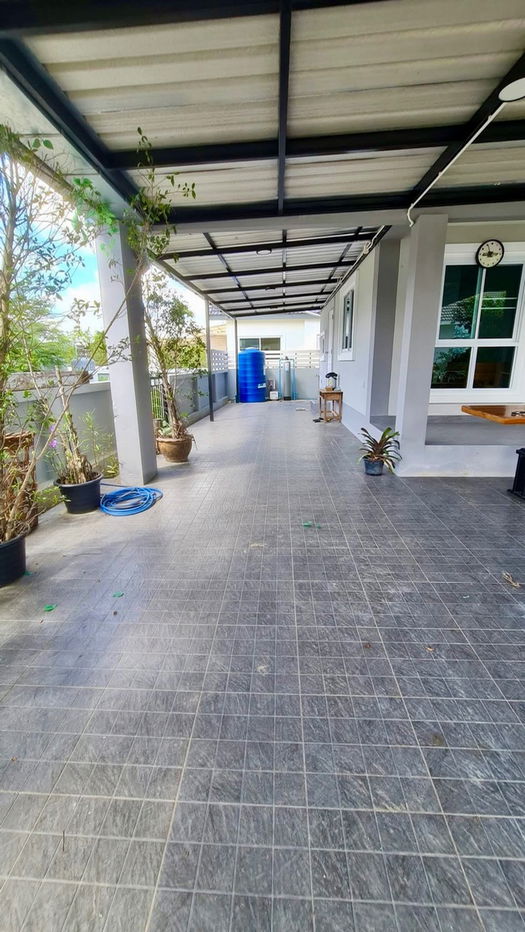 picture House for SALE ! Corner Unit Close to downtown - near to Supermarkets, Fresh Market, Ruamchok Mall, School and etc 📍 Don Kaew, Saraphi, Chiangmai  - 4/11